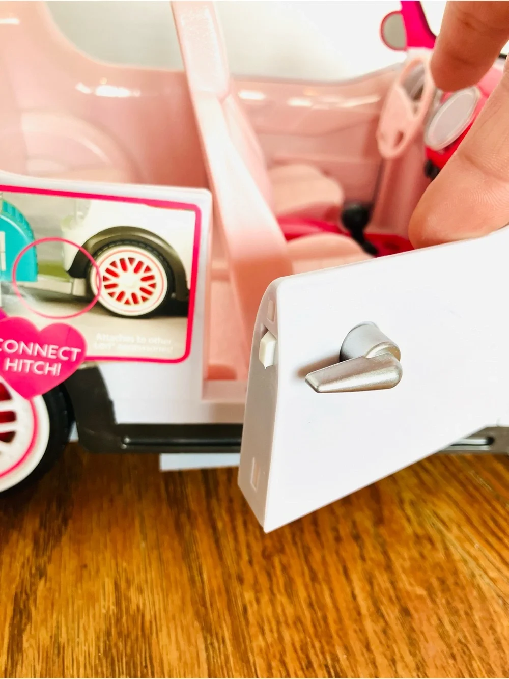 Battat Lori Go Everywhere Convertible Car With Working Radio & 6.5in Nadene Doll